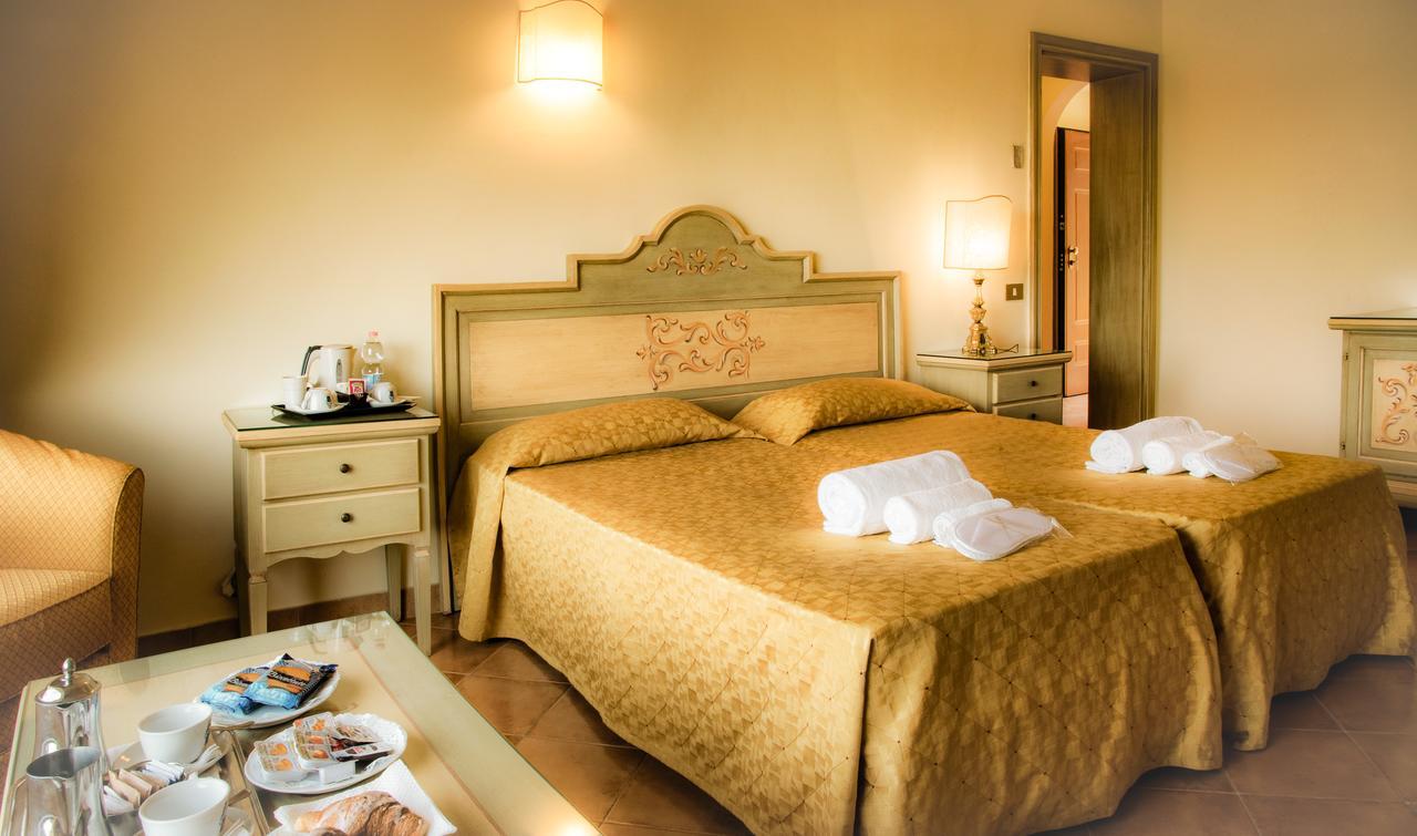 Grand Hotel Helio Cabala Маріно Екстер'єр фото